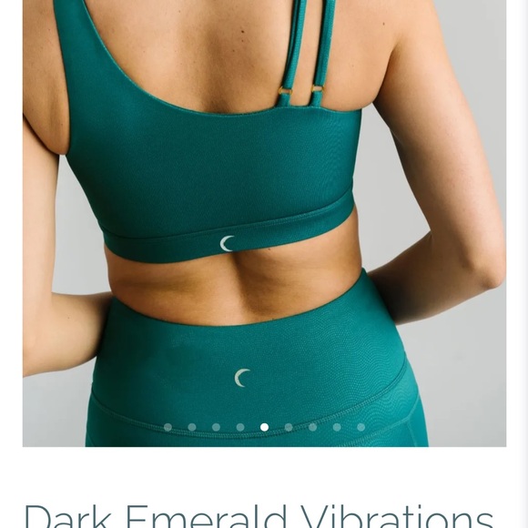 SOLD  Zyia Dark Emerald Vibrations Asym Light n Tight Bra - Picture 2 of 6